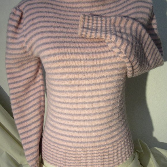 Pink And Gray Striped / Stretch / Size Medium / Warm Sweater - Picture 6 of 8